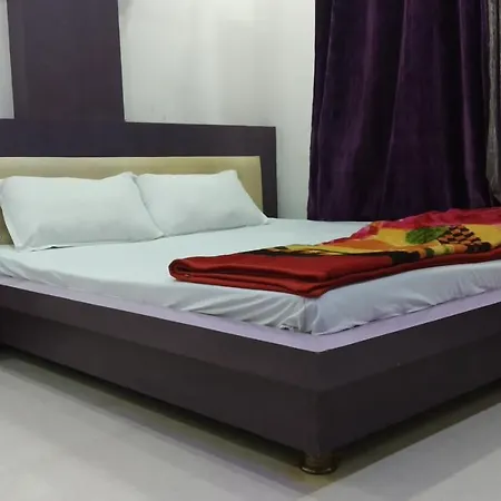 Nikunj 3* Ashta (Madhya Pradesh)